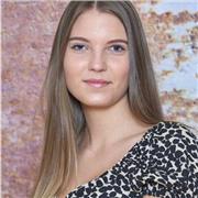 Wirtschaftsnachhilfe online: Effektiv und flexibel mit Nina.